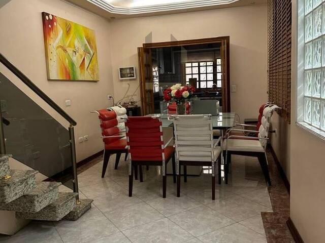 Sobrado para Venda em Santo André - 2