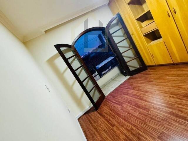 Sobrado para Venda em Santo André - 4