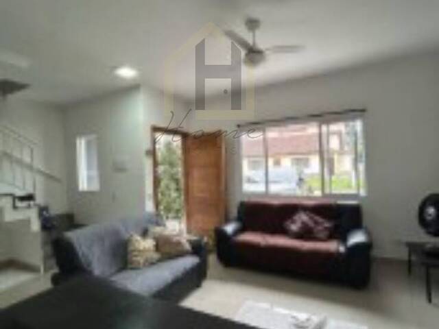 Sobrado para Venda em Bertioga - 2