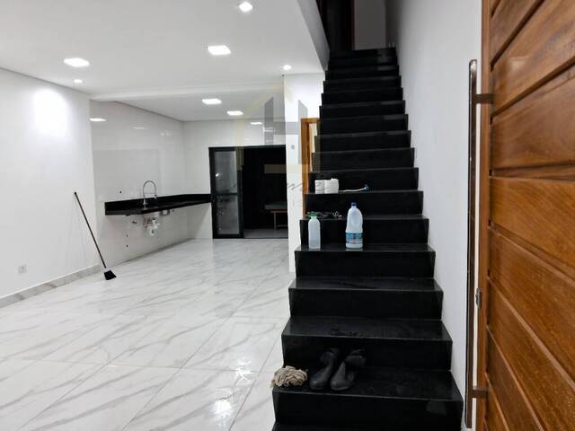 Sobrado para Venda em Santo André - 3